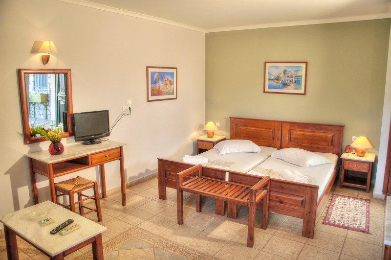 Sunny Garden Aparthotel Epidaurus Экстерьер фото